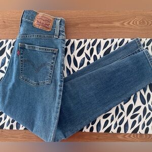Levi’s High Waisted Taper